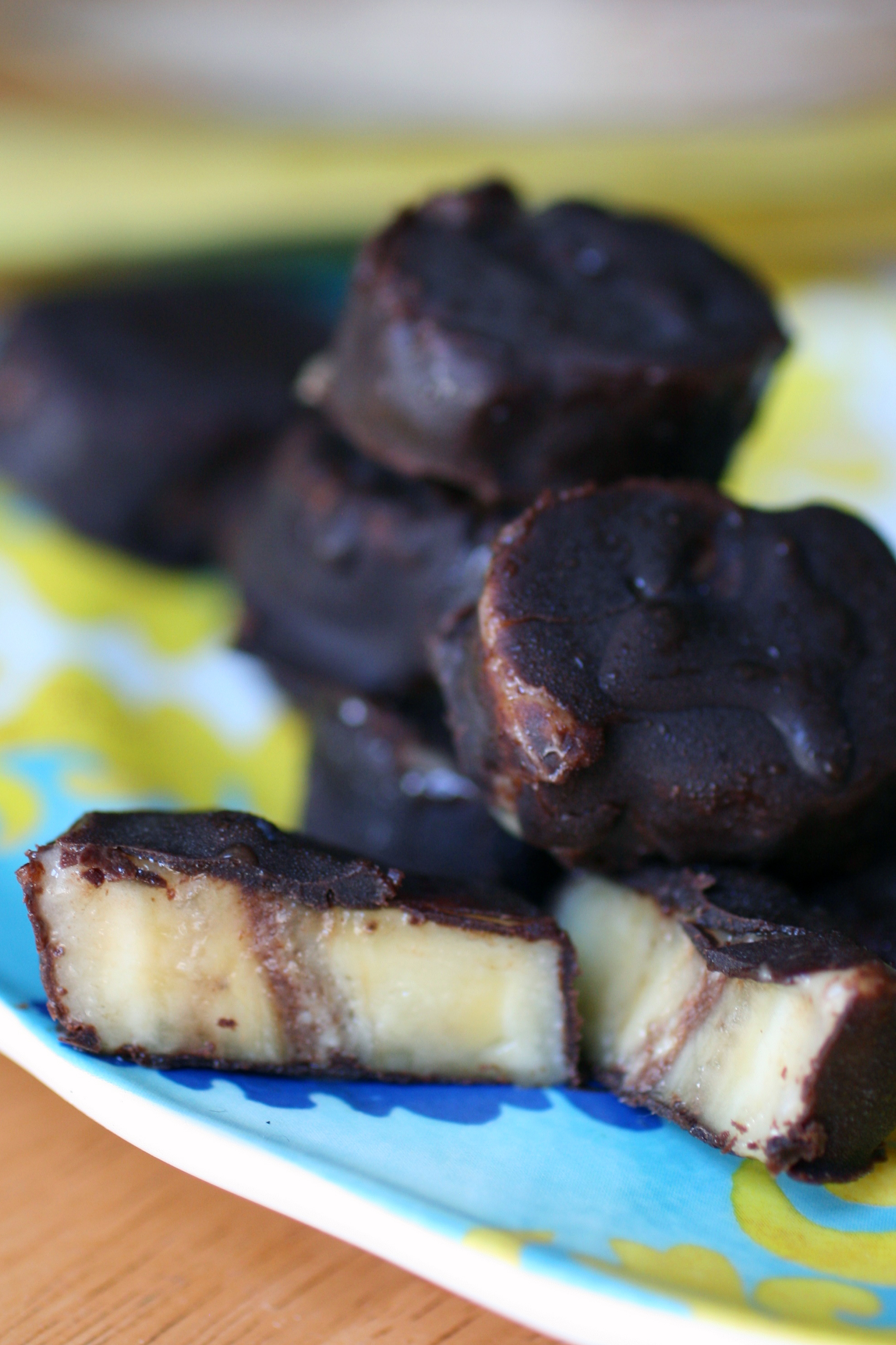 Chocolate-Covered Sprouted Nut Butter & Banana Bites | Radiant Life Blog