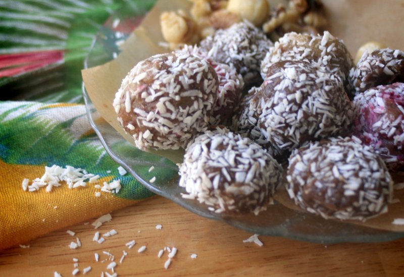 organic coconut breakfast bites