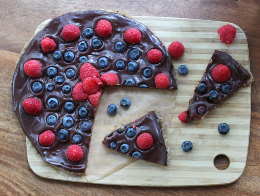 No-Bake Chocolate Berry Slices: A real food dessert | The Radiant Life Blog