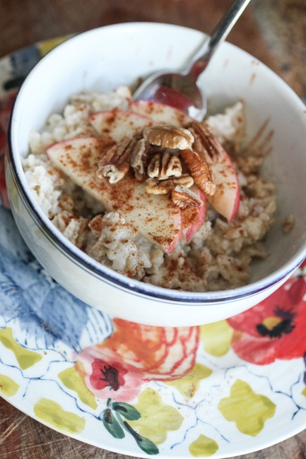 Traditional Soaked Oatmeal | The Radiant Life Blog