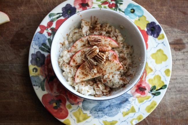 Traditional Soaked Oatmeal | The Radiant Life Blog